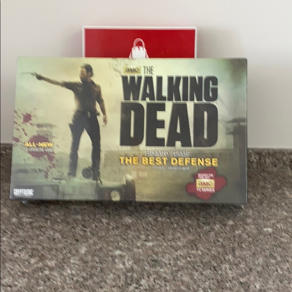 AMC The Walking Dead board game NEW sealed